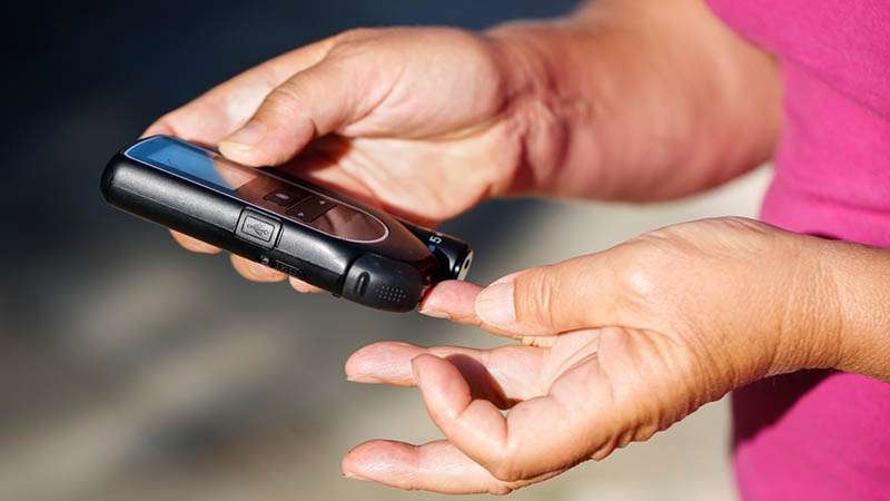 Measuring blood sugar